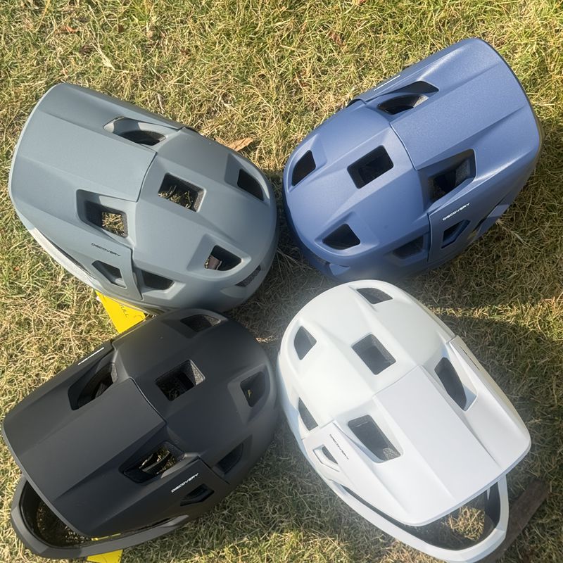 54-61CM Detachable Mountain Bi - огляд і ціна Mountain Biking Helmet